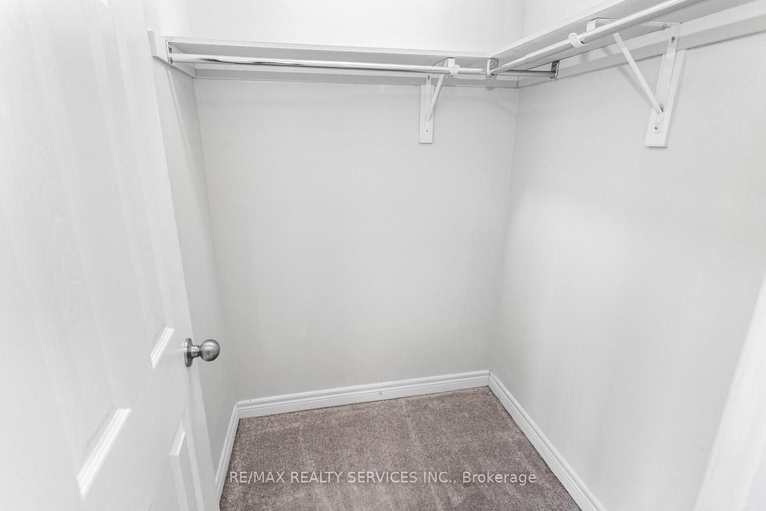 Photo 13 of 7 McLaughlin Avenue, Milton, Willmott — HOMEH