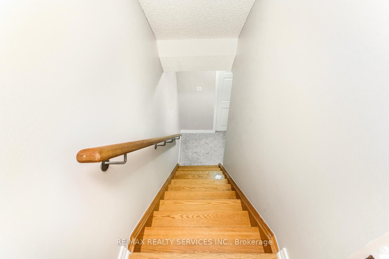 Photo 21 of 7 McLaughlin Avenue, Milton, Willmott — HOMEH