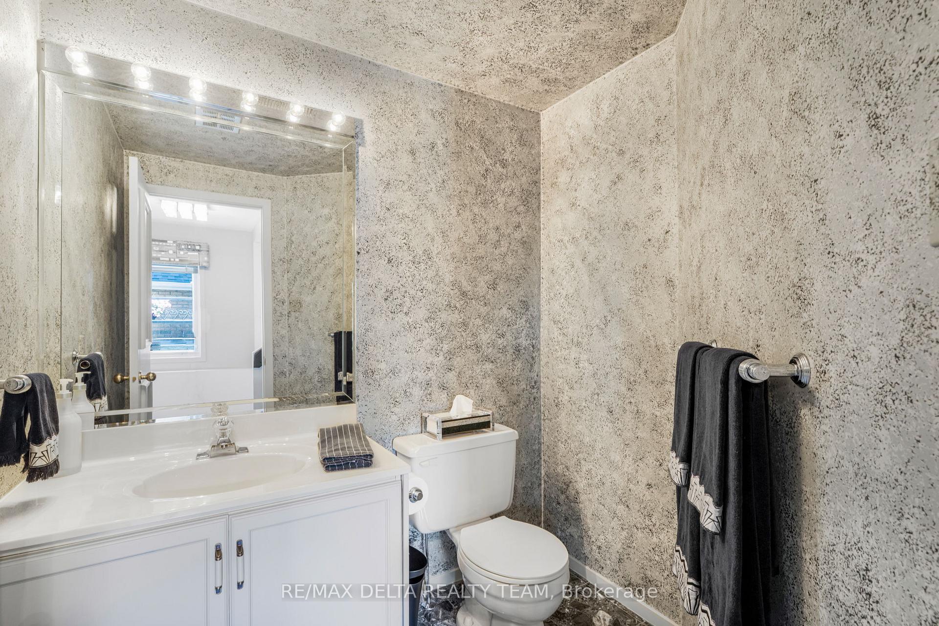Photo 6 of 1387 Norview Crescent, Ottawa, Fallingbrook/Ridgemount — HOMEH