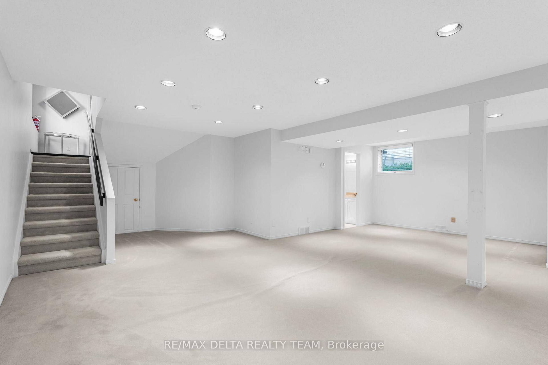 Photo 27 of 1387 Norview Crescent, Ottawa, Fallingbrook/Ridgemount — HOMEH