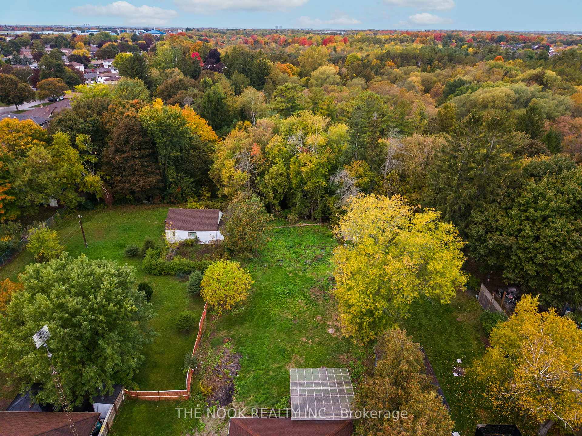 Photo 3 of 1496 Simcoe Street N, Oshawa, Samac — HOMEH