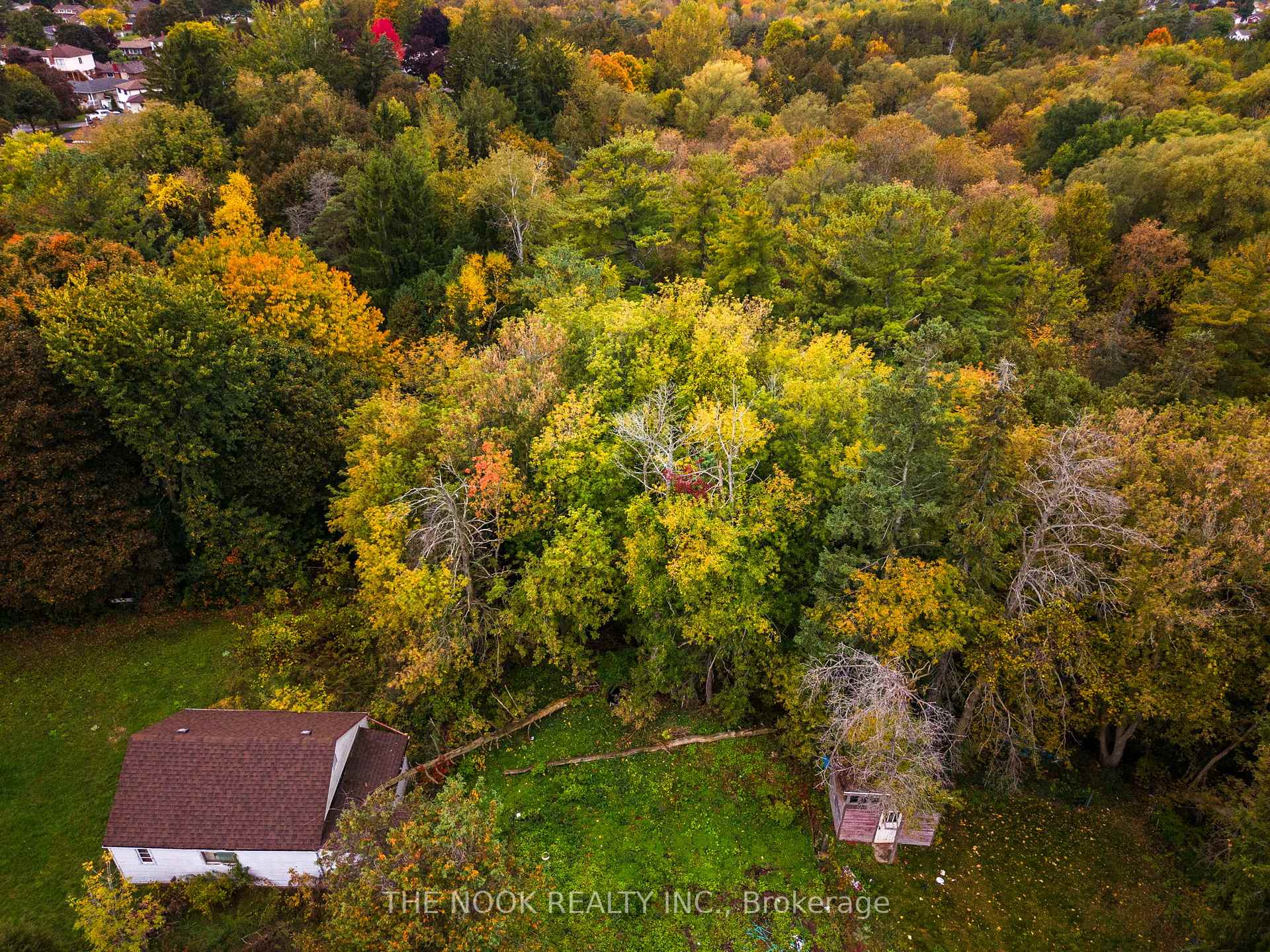 Photo 4 of 1496 Simcoe Street N, Oshawa, Samac — HOMEH