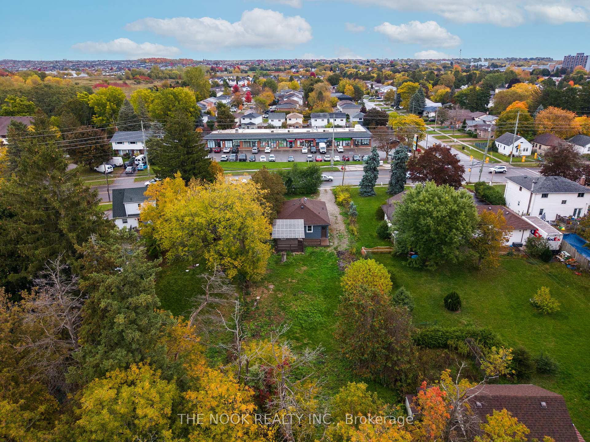 Photo 8 of 1496 Simcoe Street N, Oshawa, Samac — HOMEH