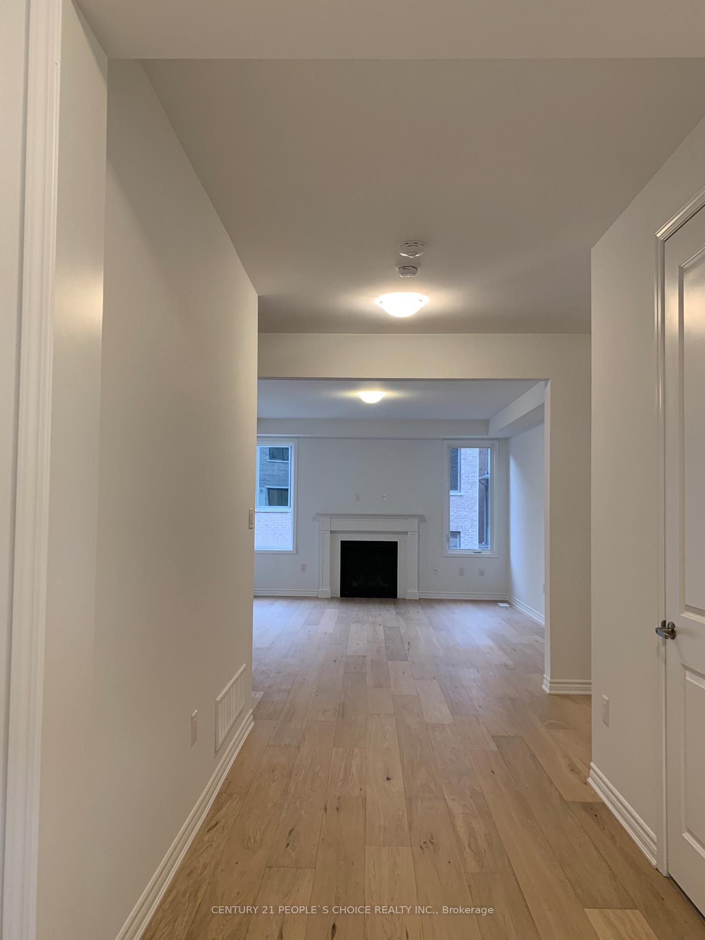 Photo 5 of 1219 Stacey Crescent, Milton, Bowes — HOMEH