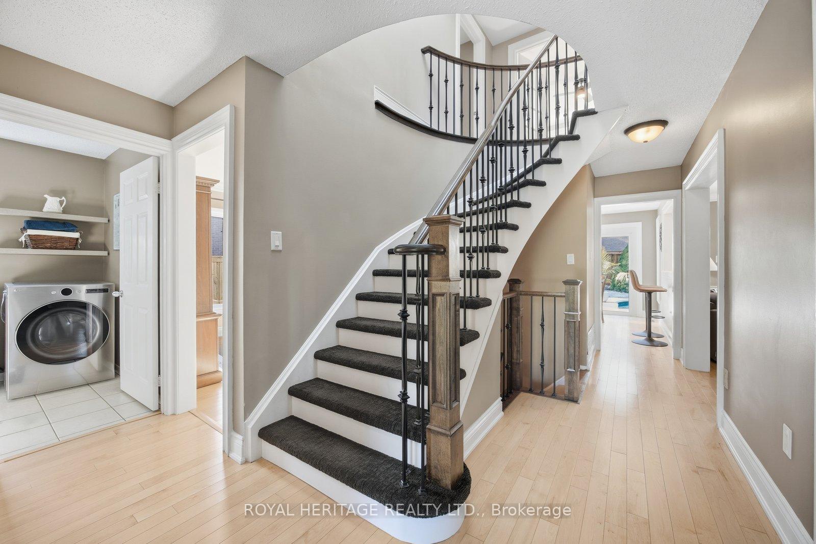 Photo 6 of 498 Prestwick Drive, Oshawa, McLaughlin — HOMEH