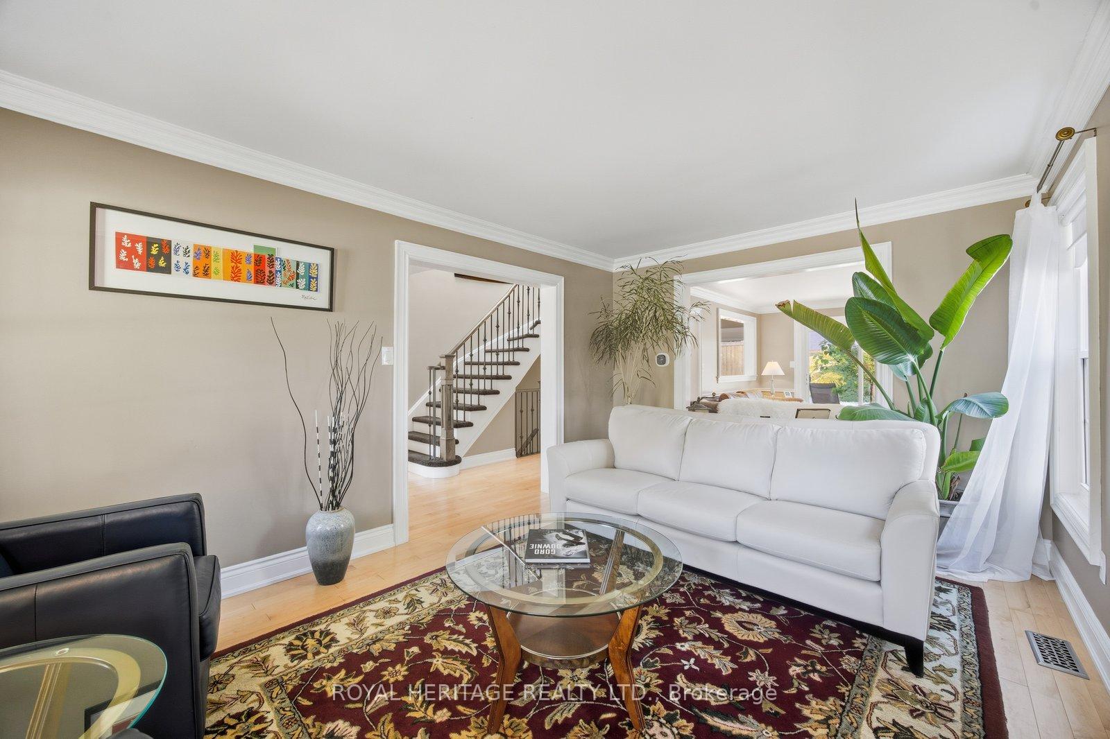 Photo 9 of 498 Prestwick Drive, Oshawa, McLaughlin — HOMEH