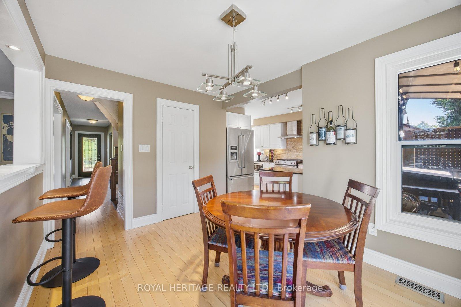 Photo 14 of 498 Prestwick Drive, Oshawa, McLaughlin — HOMEH