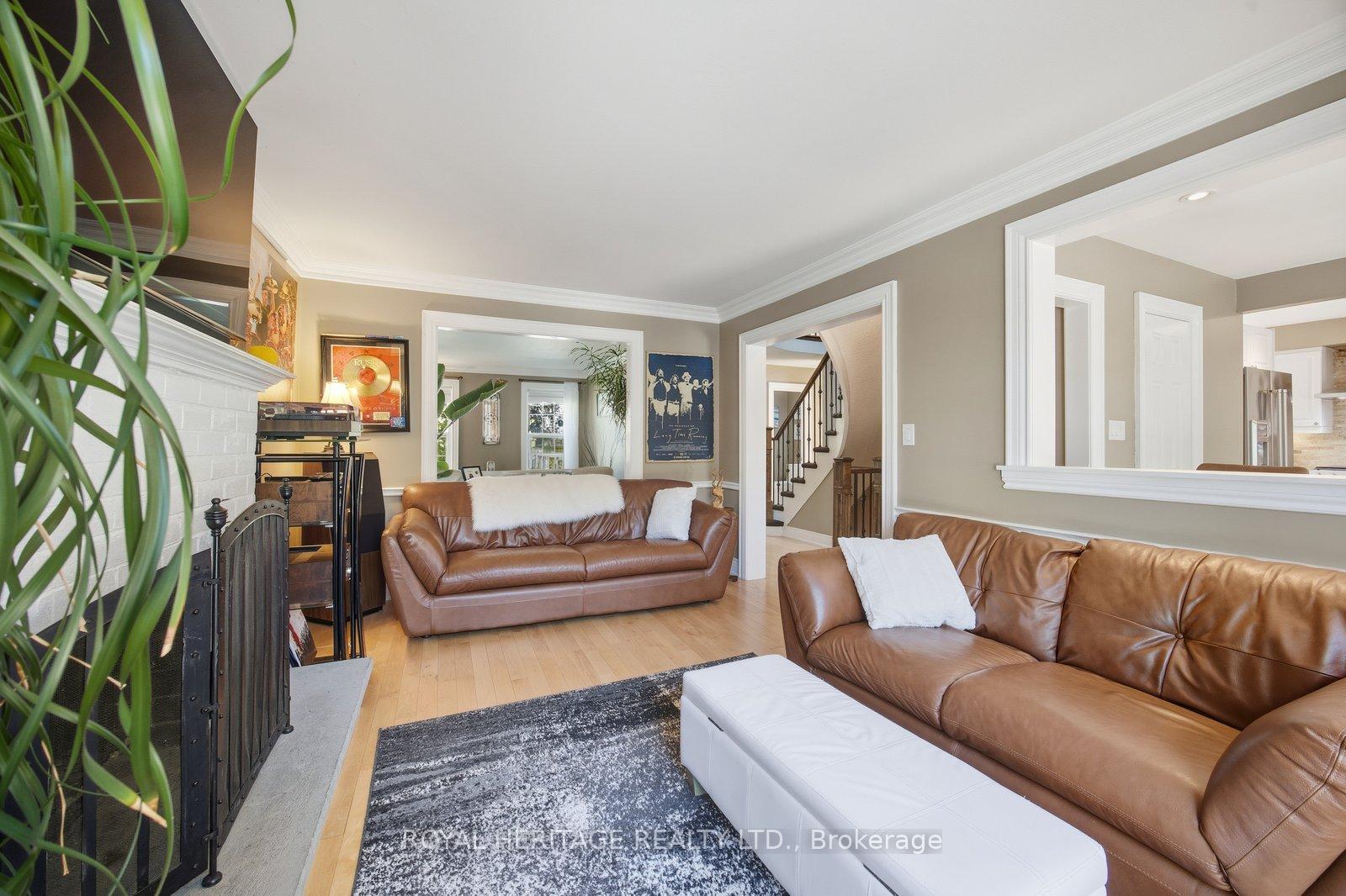 Photo 18 of 498 Prestwick Drive, Oshawa, McLaughlin — HOMEH
