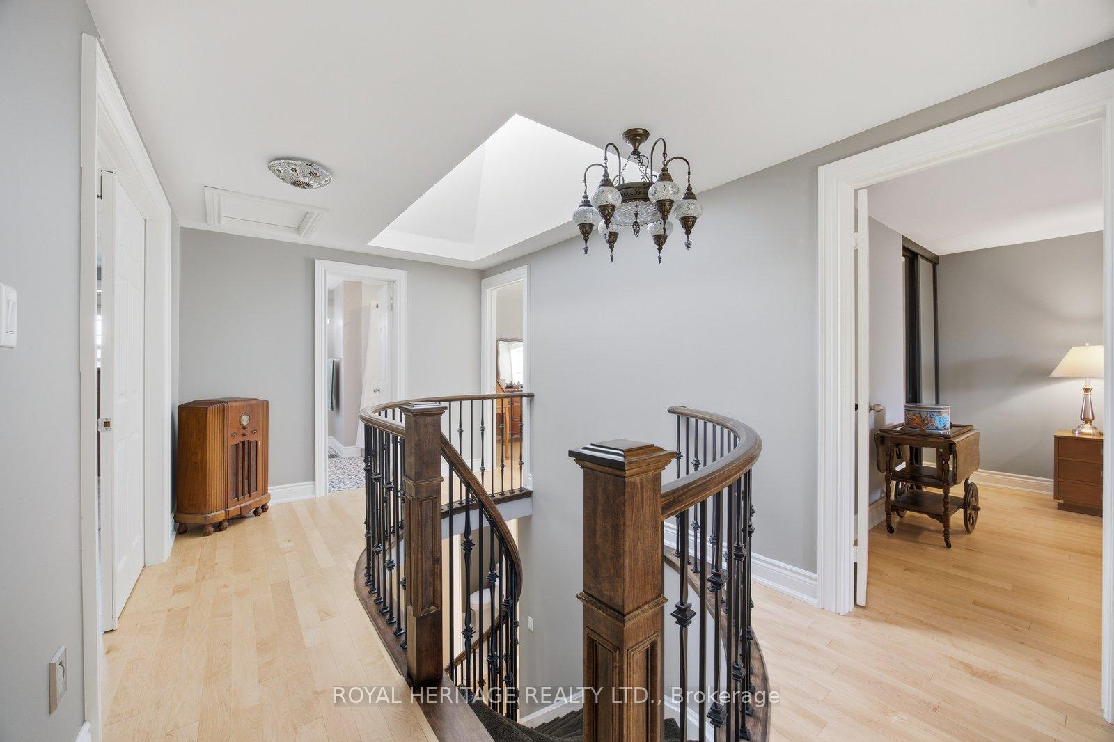 Photo 19 of 498 Prestwick Drive, Oshawa, McLaughlin — HOMEH