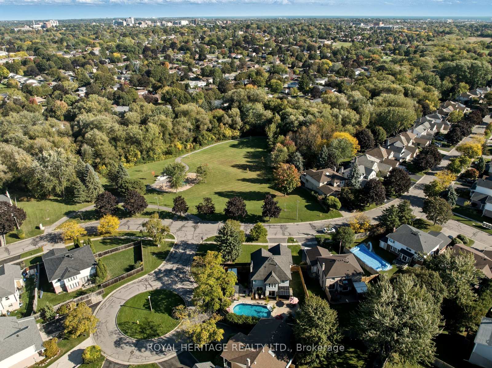 Photo 45 of 498 Prestwick Drive, Oshawa, McLaughlin — HOMEH