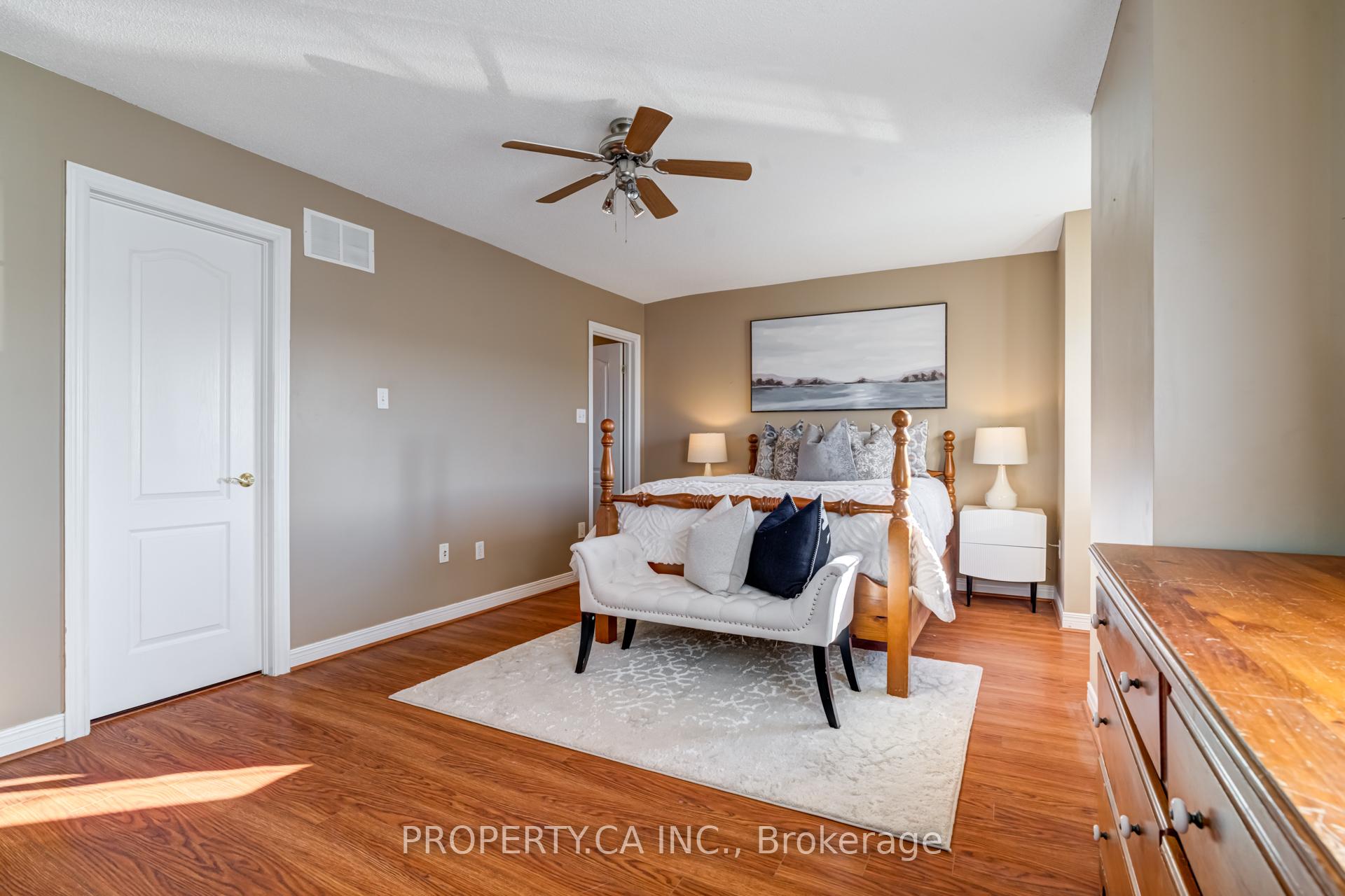 Photo 12 of 831 Joe Persechini Drive, Newmarket, Summerhill Estates — HOMEH
