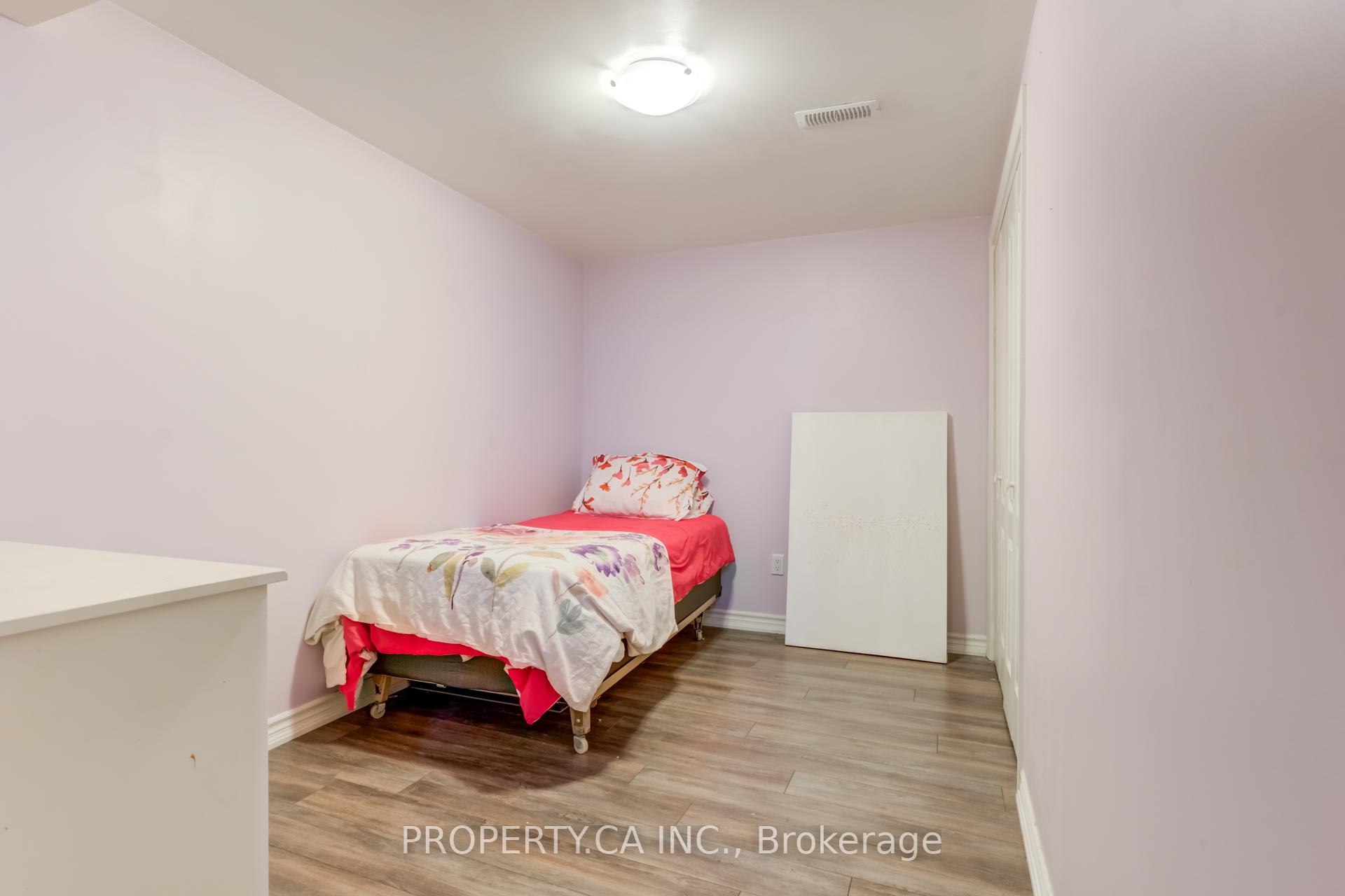 Photo 24 of 831 Joe Persechini Drive, Newmarket, Summerhill Estates — HOMEH