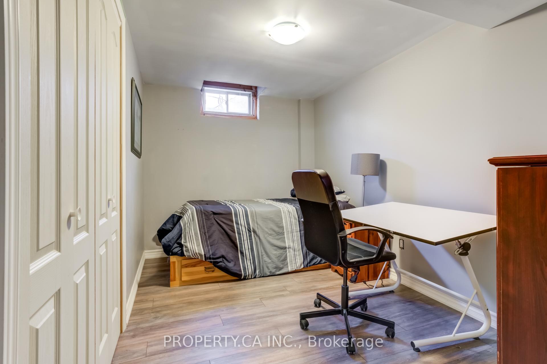 Photo 25 of 831 Joe Persechini Drive, Newmarket, Summerhill Estates — HOMEH