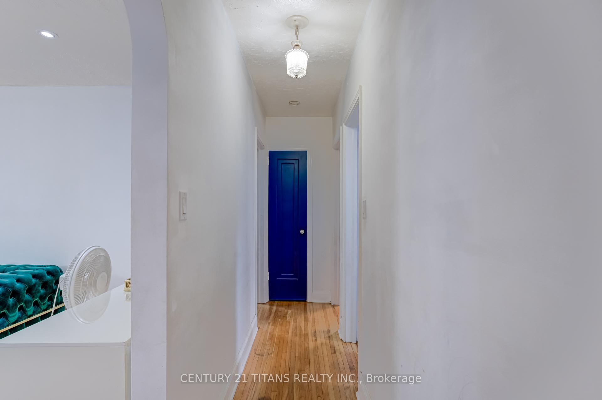 Photo 19 of 107 Wilson Road N, Oshawa, O'Neill — HOMEH