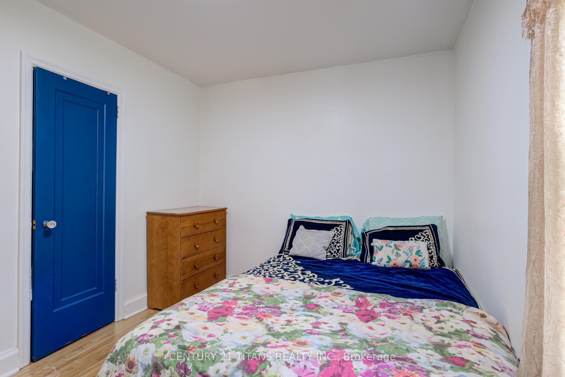 Photo 24 of 107 Wilson Road N, Oshawa, O'Neill — HOMEH