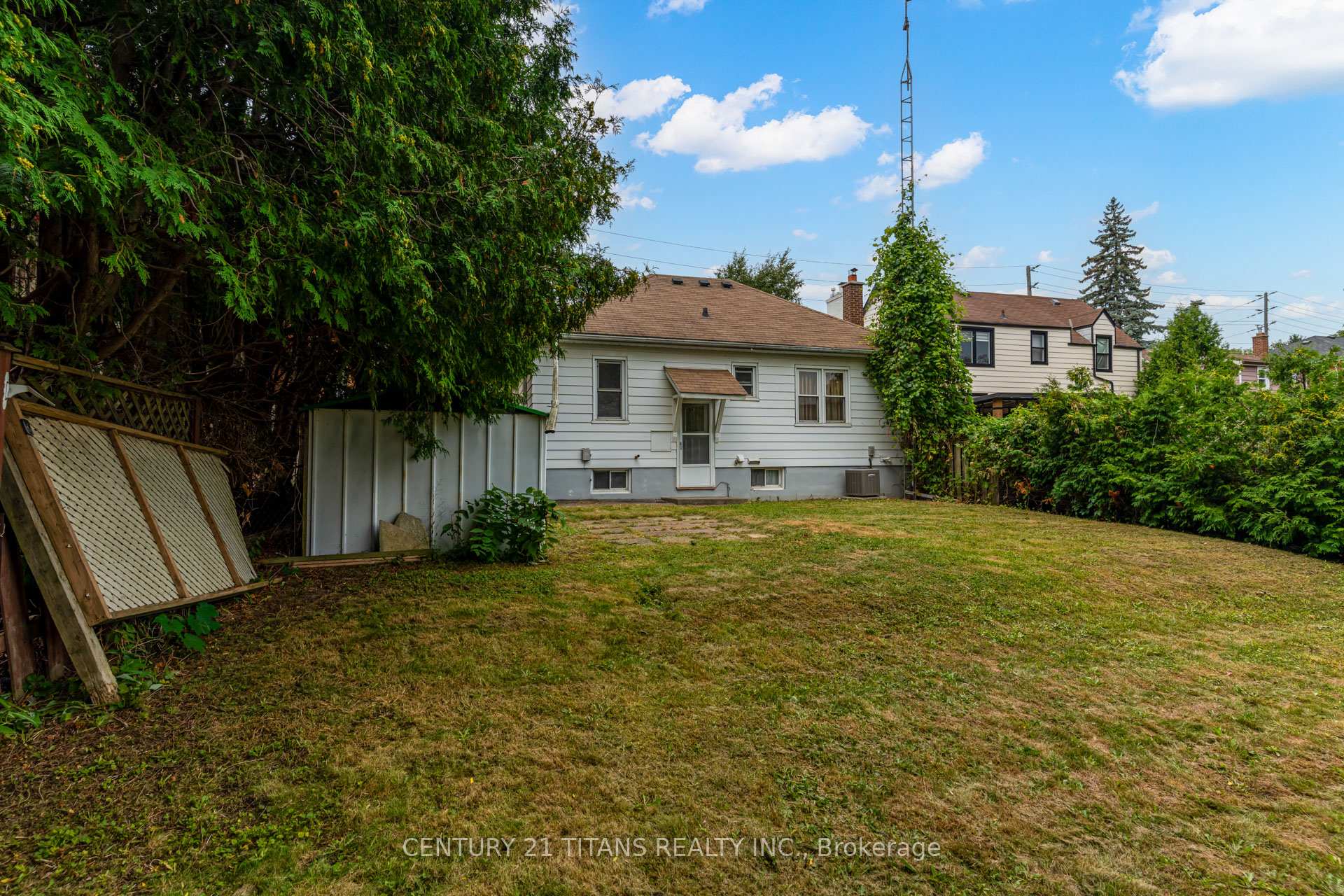 Photo 42 of 107 Wilson Road N, Oshawa, O'Neill — HOMEH