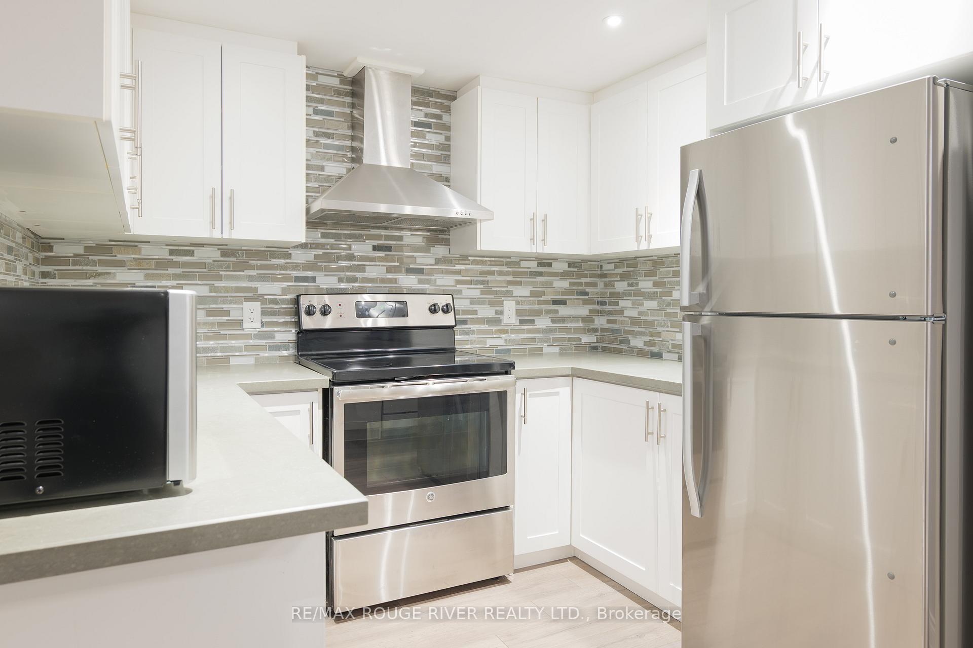 Photo 1 of 478 Summerpark Crescent, Pickering, Amberlea — HOMEH