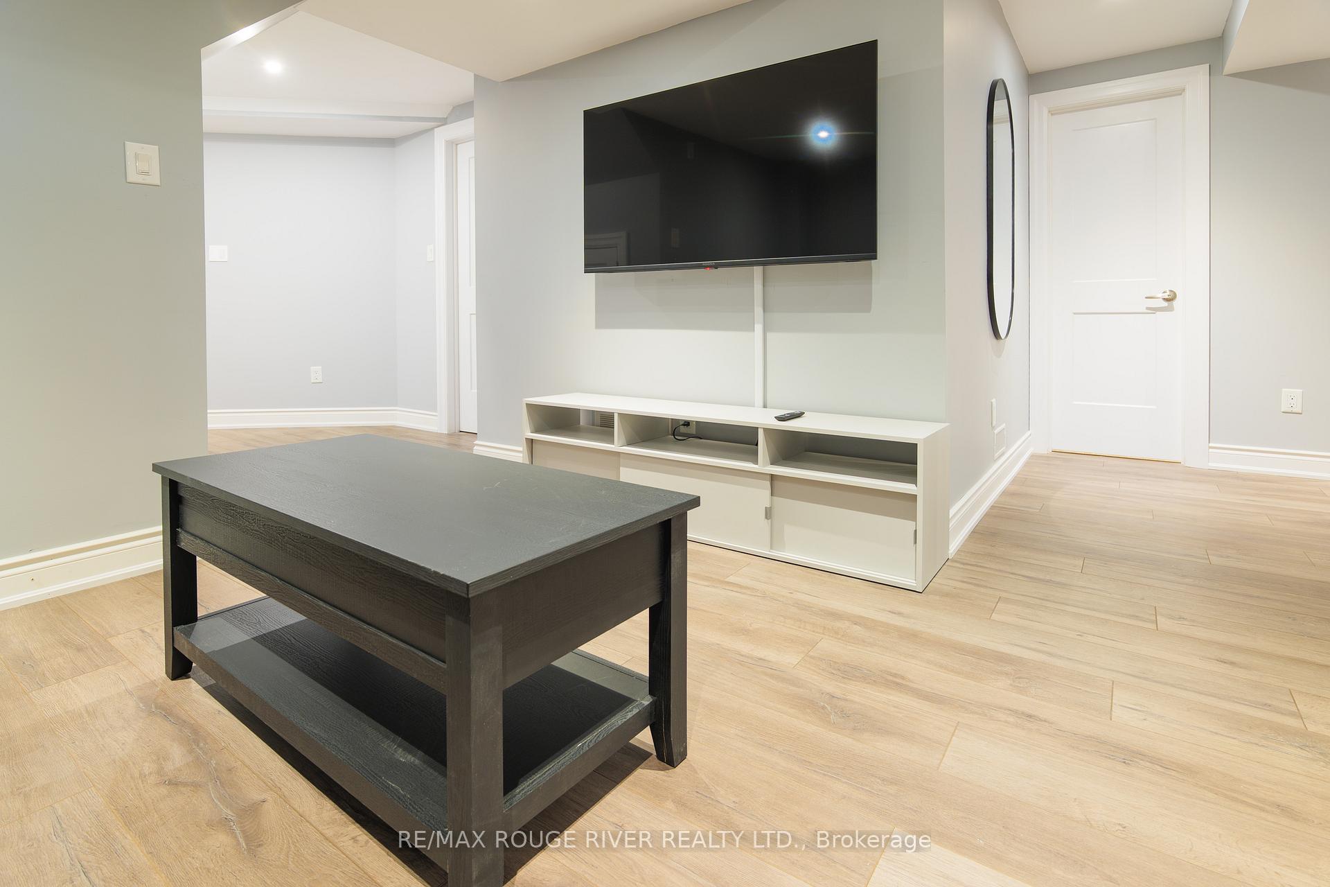 Photo 6 of 478 Summerpark Crescent, Pickering, Amberlea — HOMEH