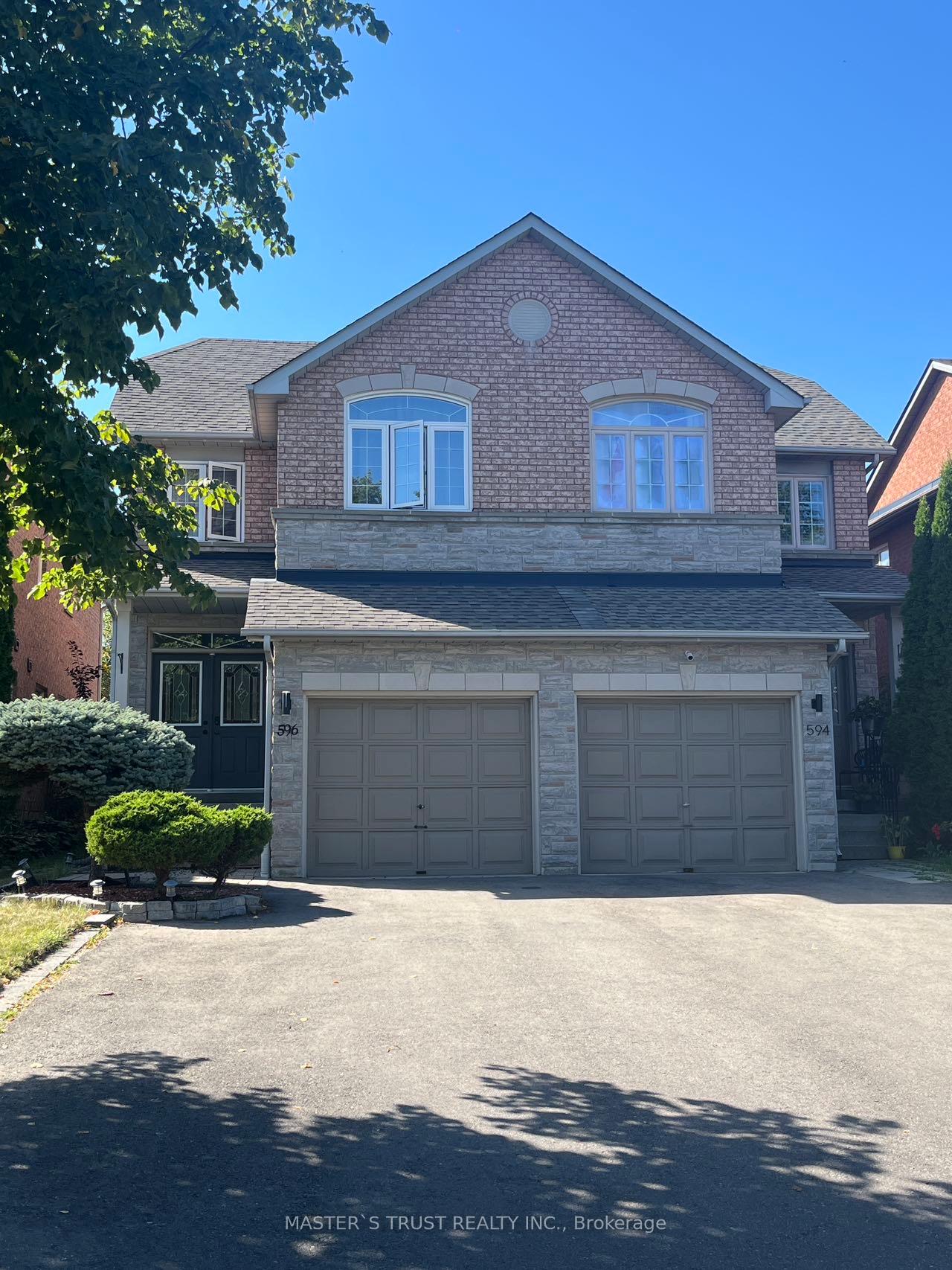 Photo 2 of 596 Willowick Drive, Newmarket, Stonehaven-Wyndham — HOMEH