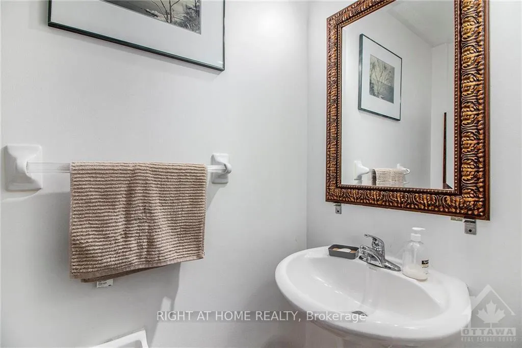 Photo 16 of 275 Rolling Meadow Crescent, Ottawa, Mer Bleue/Bradley Estates/Anderson Park — HOMEH