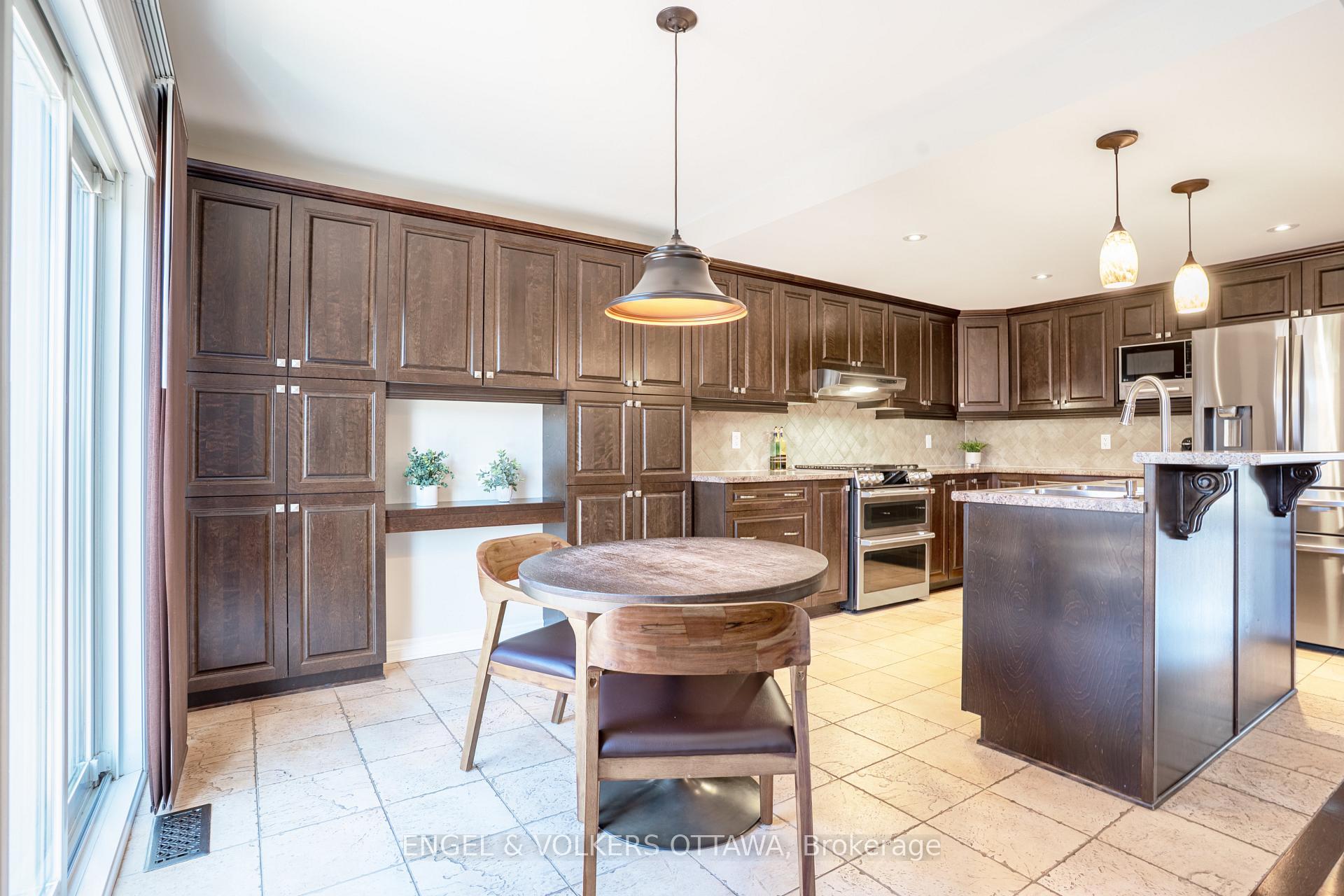 Photo 15 of 105 Vallier Way, Ottawa, Avalon East — HOMEH