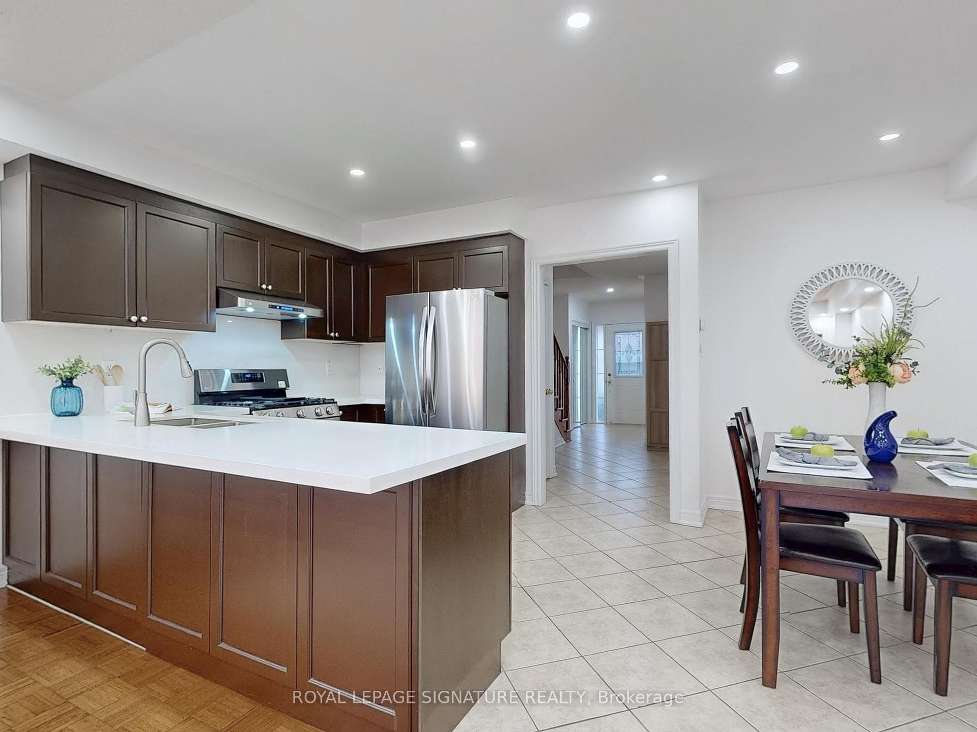 Photo 8 of 321 Bussel Crescent, Milton, Clarke — HOMEH