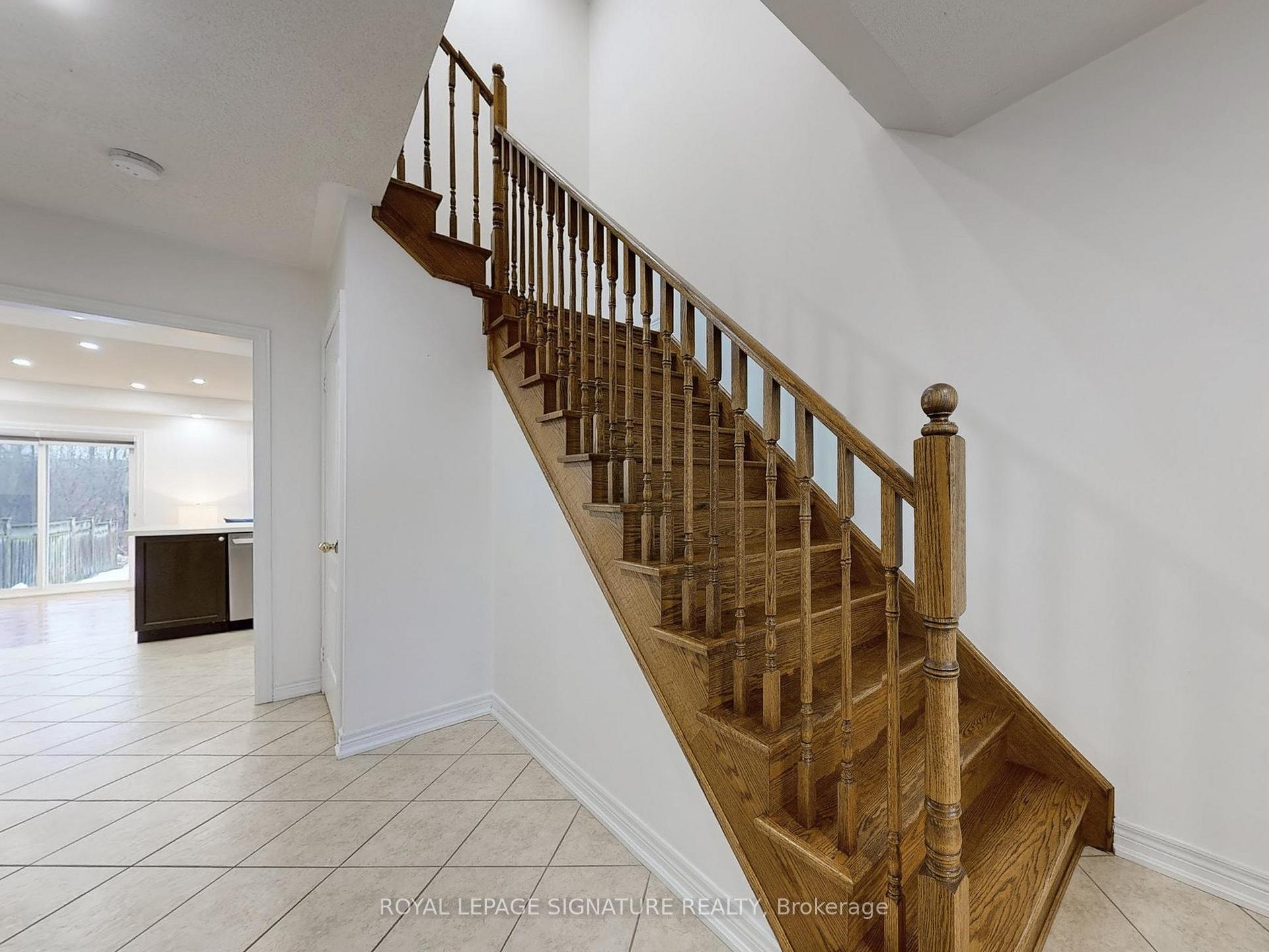 Photo 18 of 321 Bussel Crescent, Milton, Clarke — HOMEH