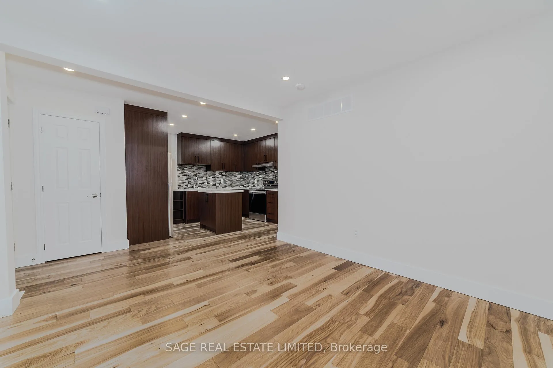 Photo 4 of Unit Main, 146 East 34th Street, Hamilton, Raleigh — HOMEH