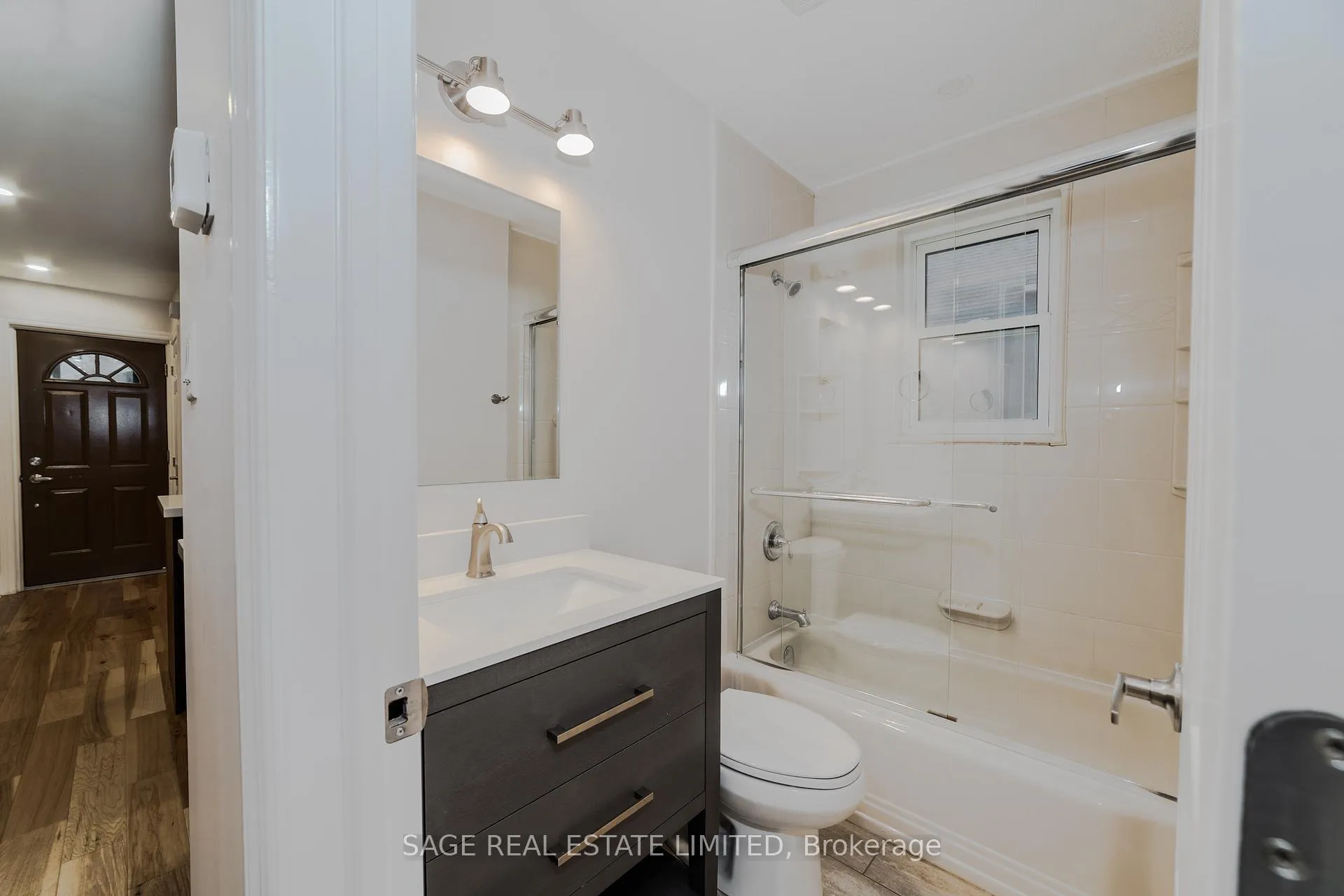 Photo 8 of Unit Main, 146 East 34th Street, Hamilton, Raleigh — HOMEH