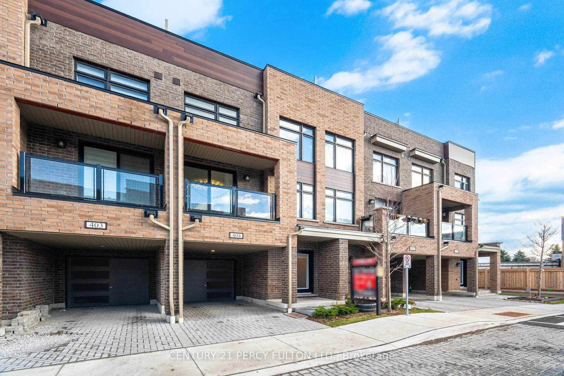 Photo 3 of Unit #404, 1865 Pickering Parkway, Pickering, Village East — HOMEH