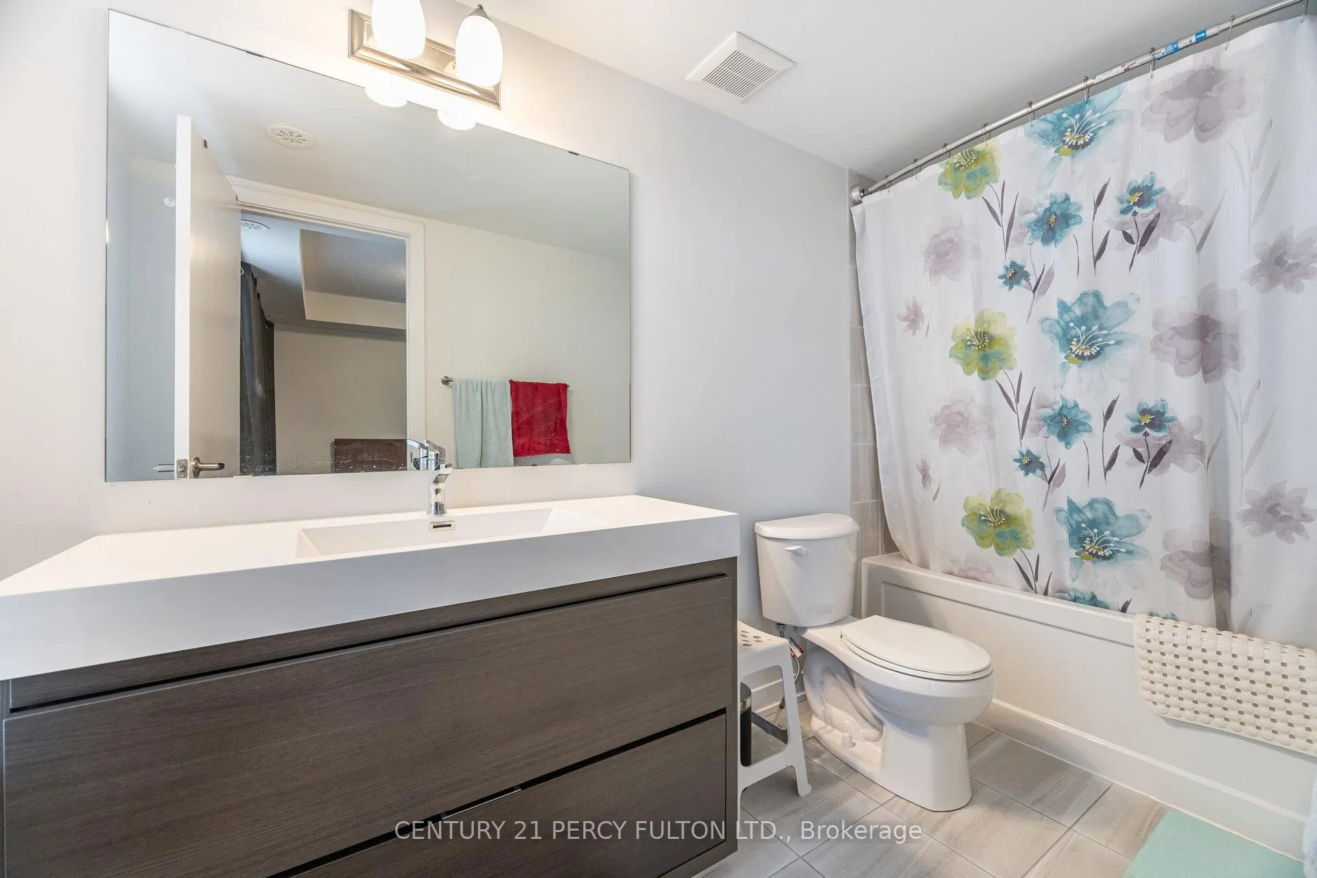 Photo 25 of Unit #404, 1865 Pickering Parkway, Pickering, Village East — HOMEH