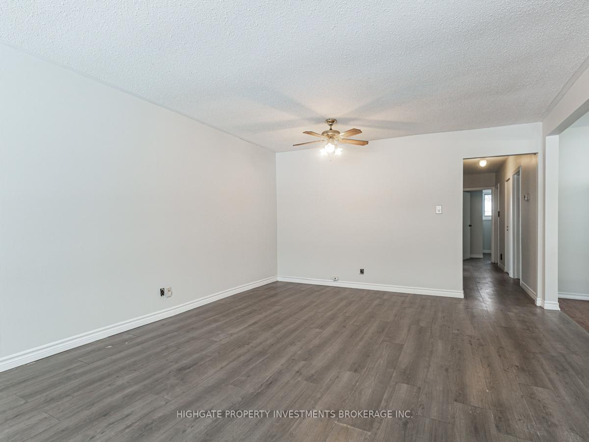 Photo 3 of Unit Main, 1348 Tatra Drive, Pickering, Bay Ridges — HOMEH
