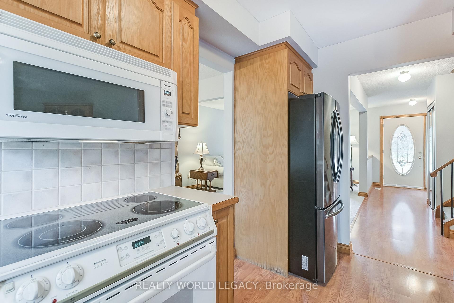 Photo 15 of 194 Laurier Avenue, Milton, Bronte Meadows — HOMEH