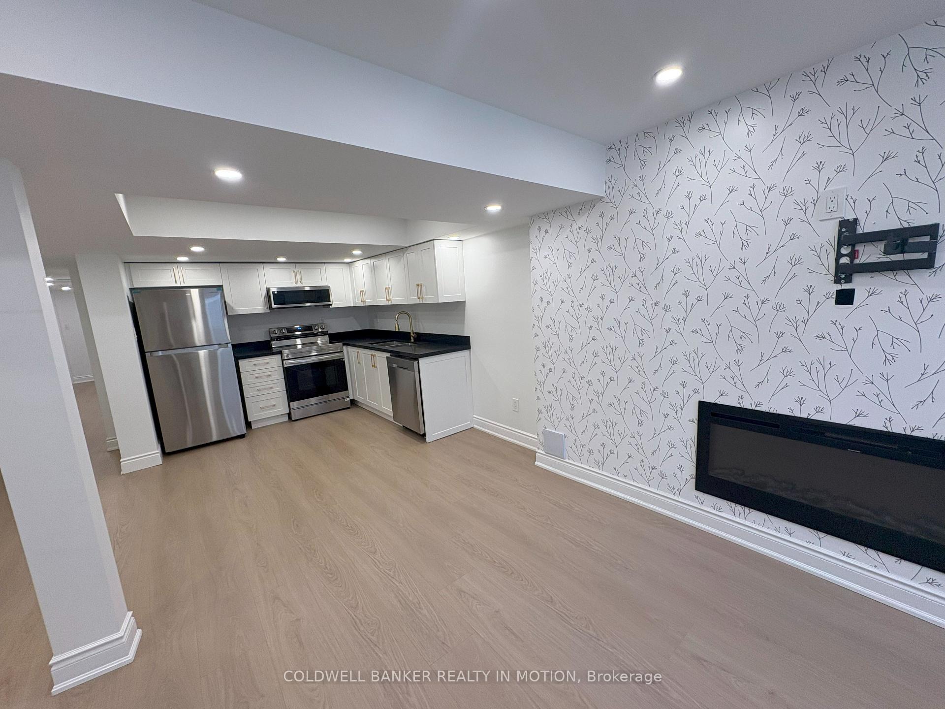 Photo 4 of 632 Kennedy Circle W, Milton, Cobban — HOMEH