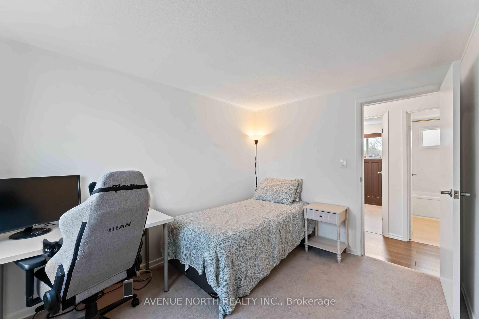 Photo 15 of 328 Amiens Street, Ottawa, Bilberry Creek/Queenswood Heights — HOMEH