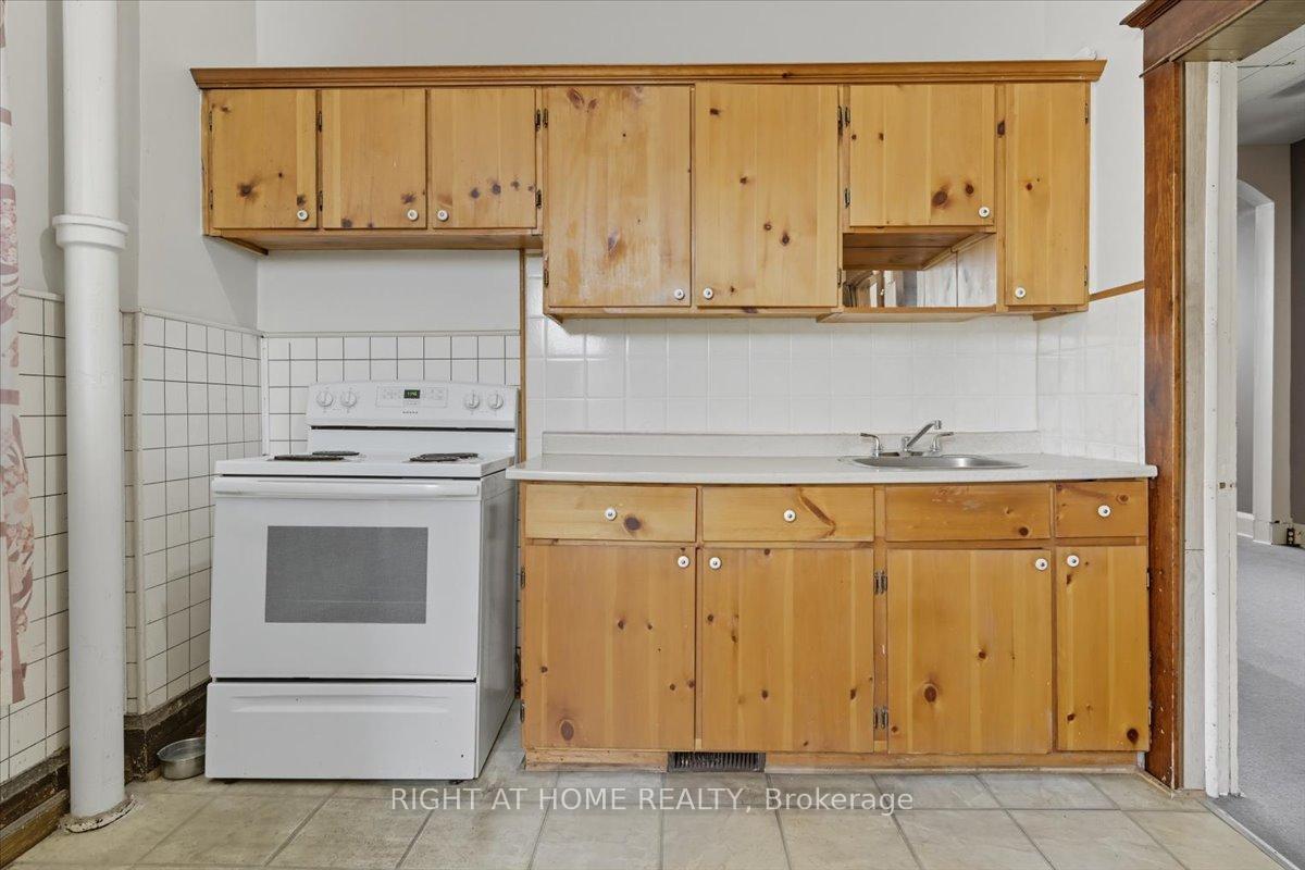 Photo 16 of 183 Olive Avenue, Oshawa, Central — HOMEH