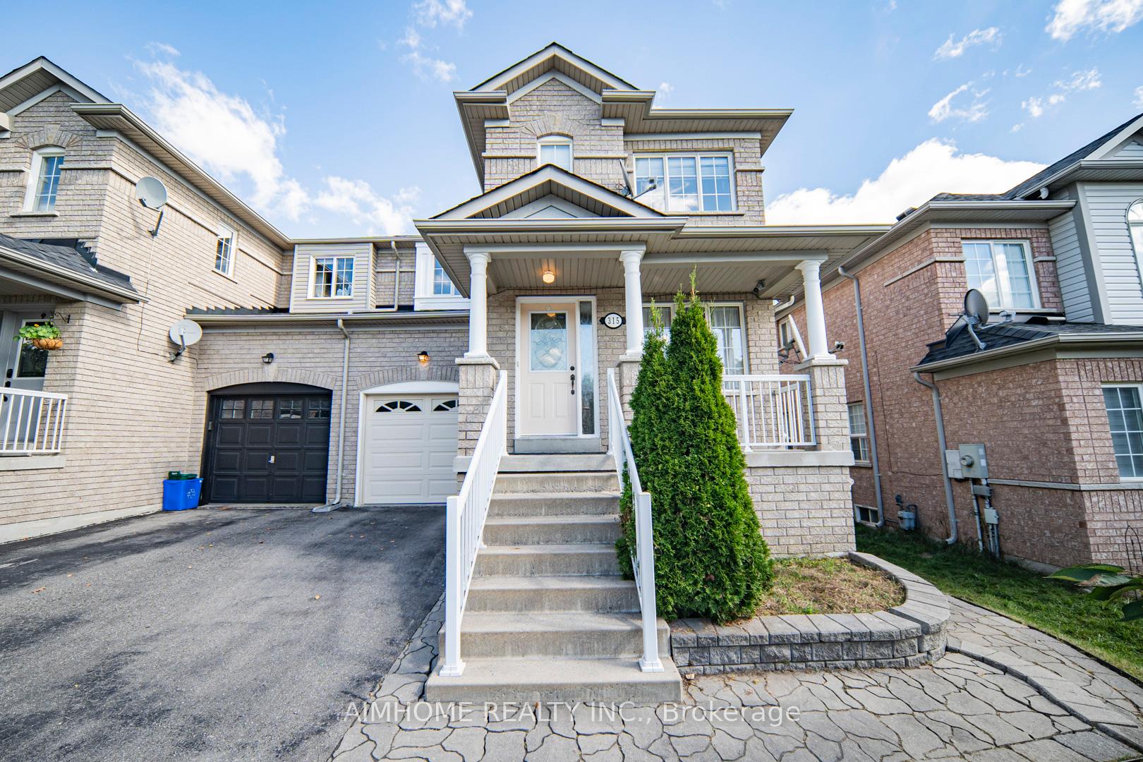 Photo 2 of 315 Flagstone Way, Newmarket, Woodland Hill — HOMEH
