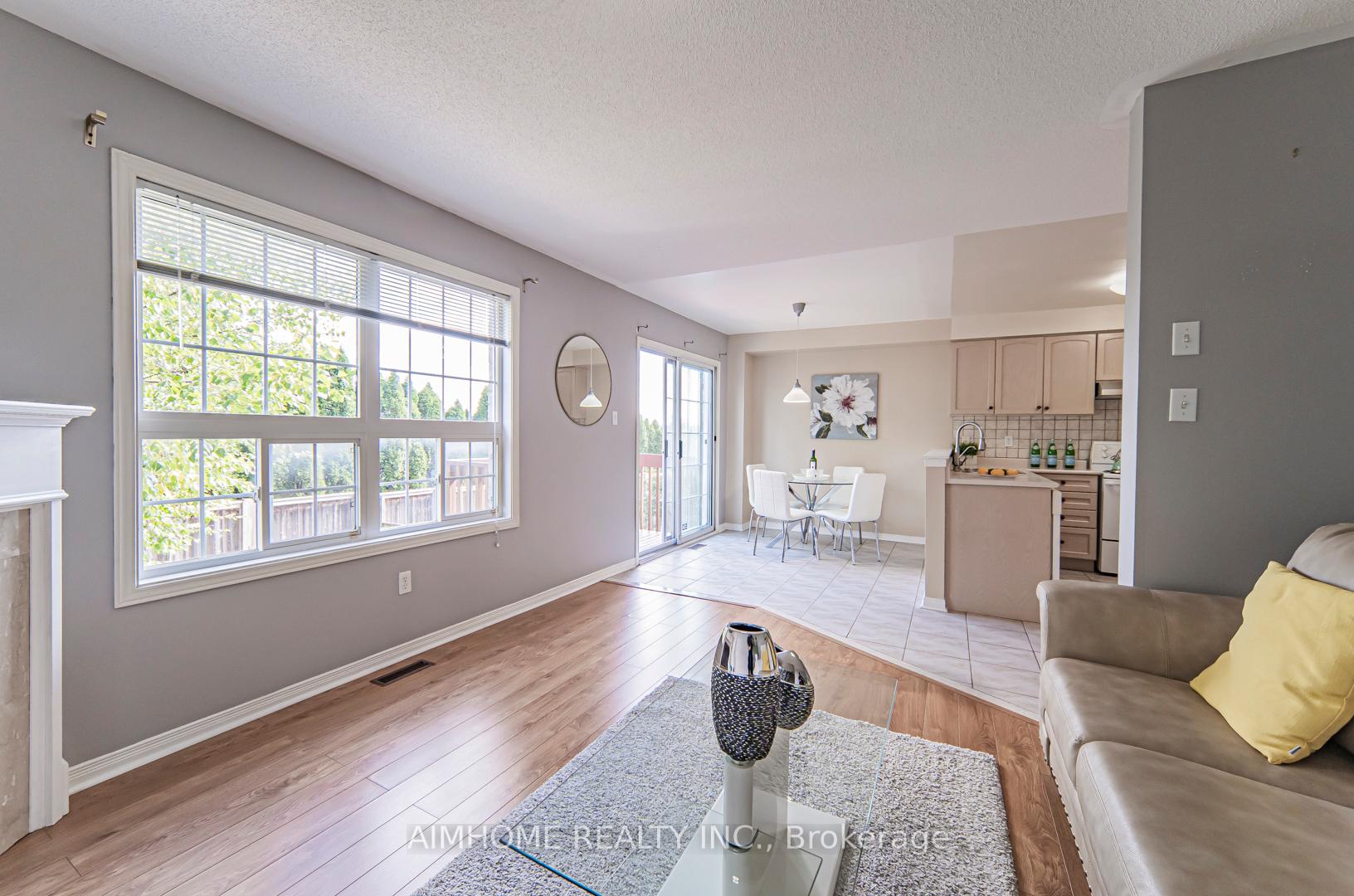 Photo 9 of 315 Flagstone Way, Newmarket, Woodland Hill — HOMEH