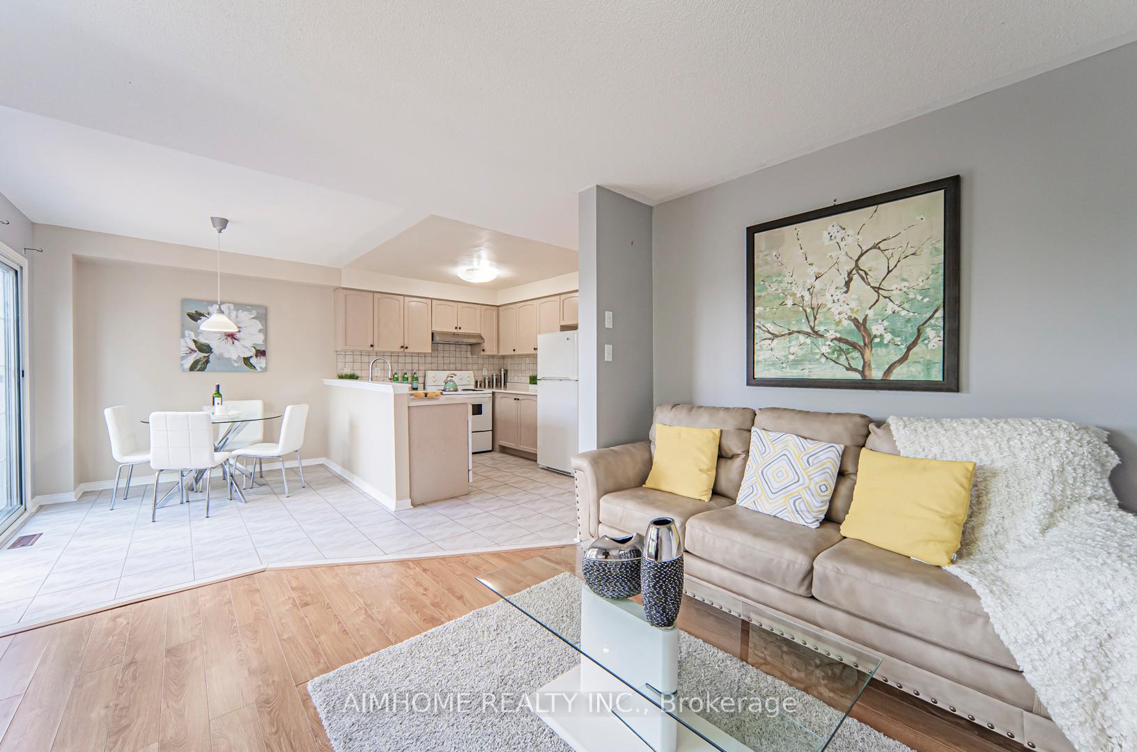 Photo 10 of 315 Flagstone Way, Newmarket, Woodland Hill — HOMEH