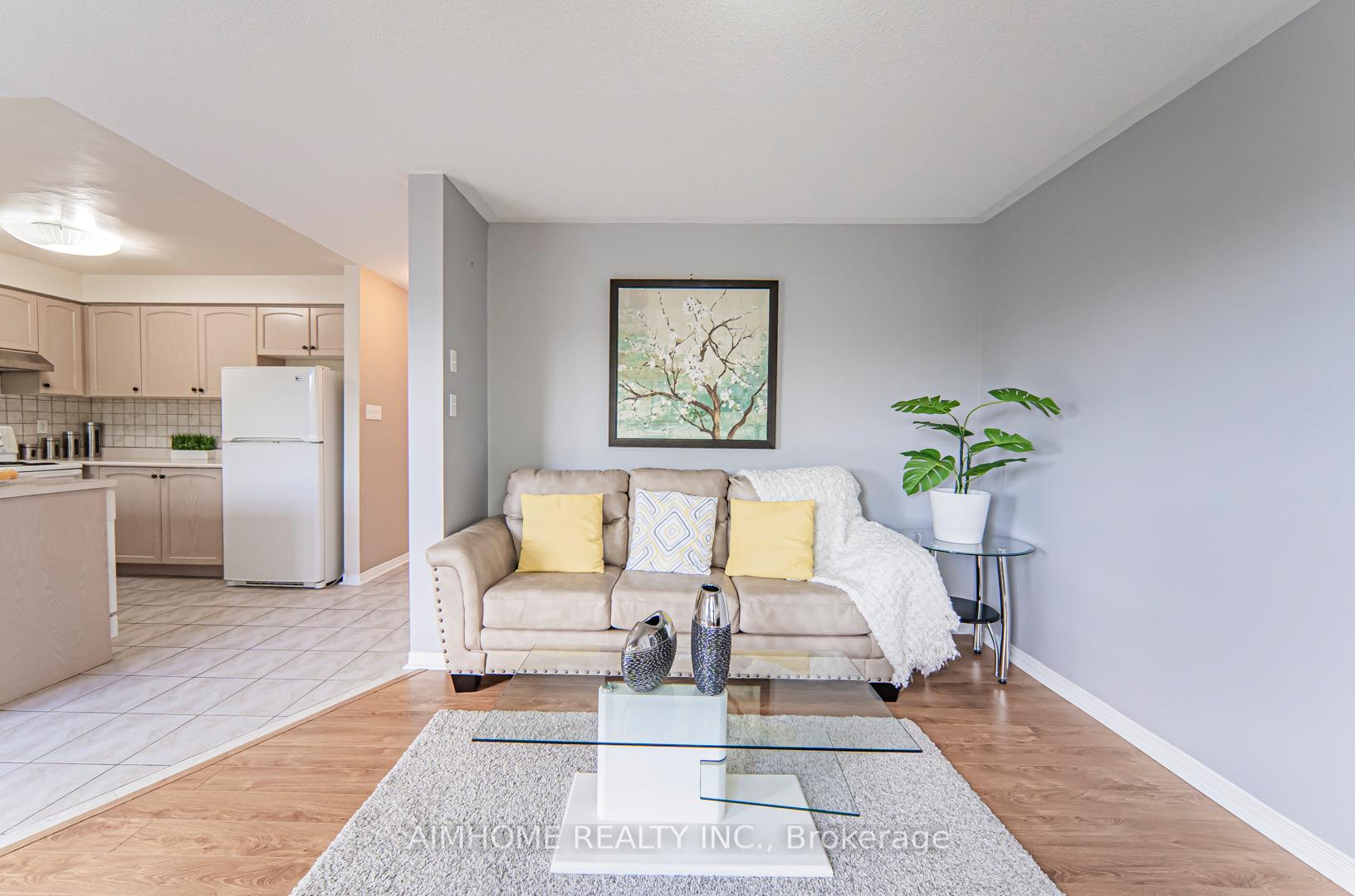 Photo 11 of 315 Flagstone Way, Newmarket, Woodland Hill — HOMEH