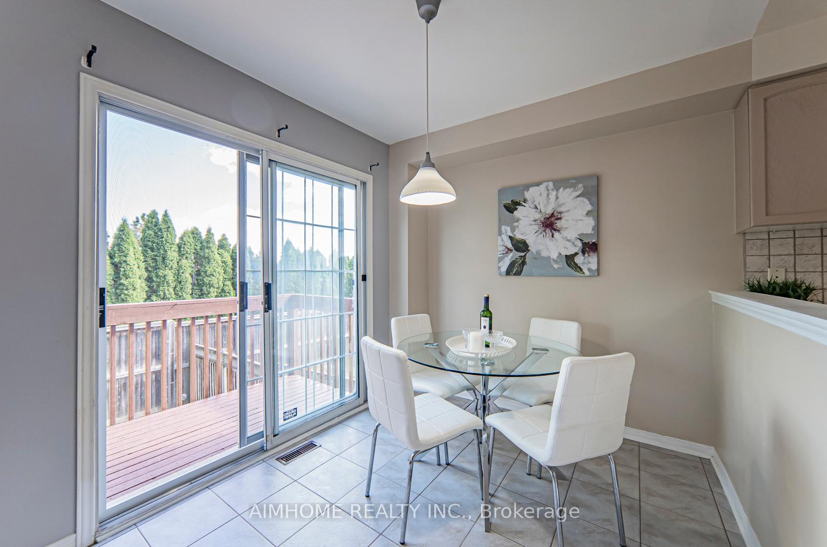 Photo 14 of 315 Flagstone Way, Newmarket, Woodland Hill — HOMEH