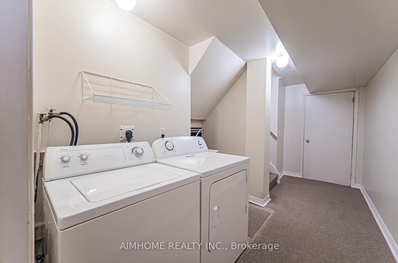 Photo 37 of 315 Flagstone Way, Newmarket, Woodland Hill — HOMEH