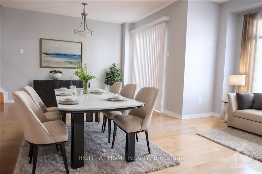 Photo 3 of 109 Caithness, Ottawa, Mer Bleue/Bradley Estates/Anderson Park — HOMEH