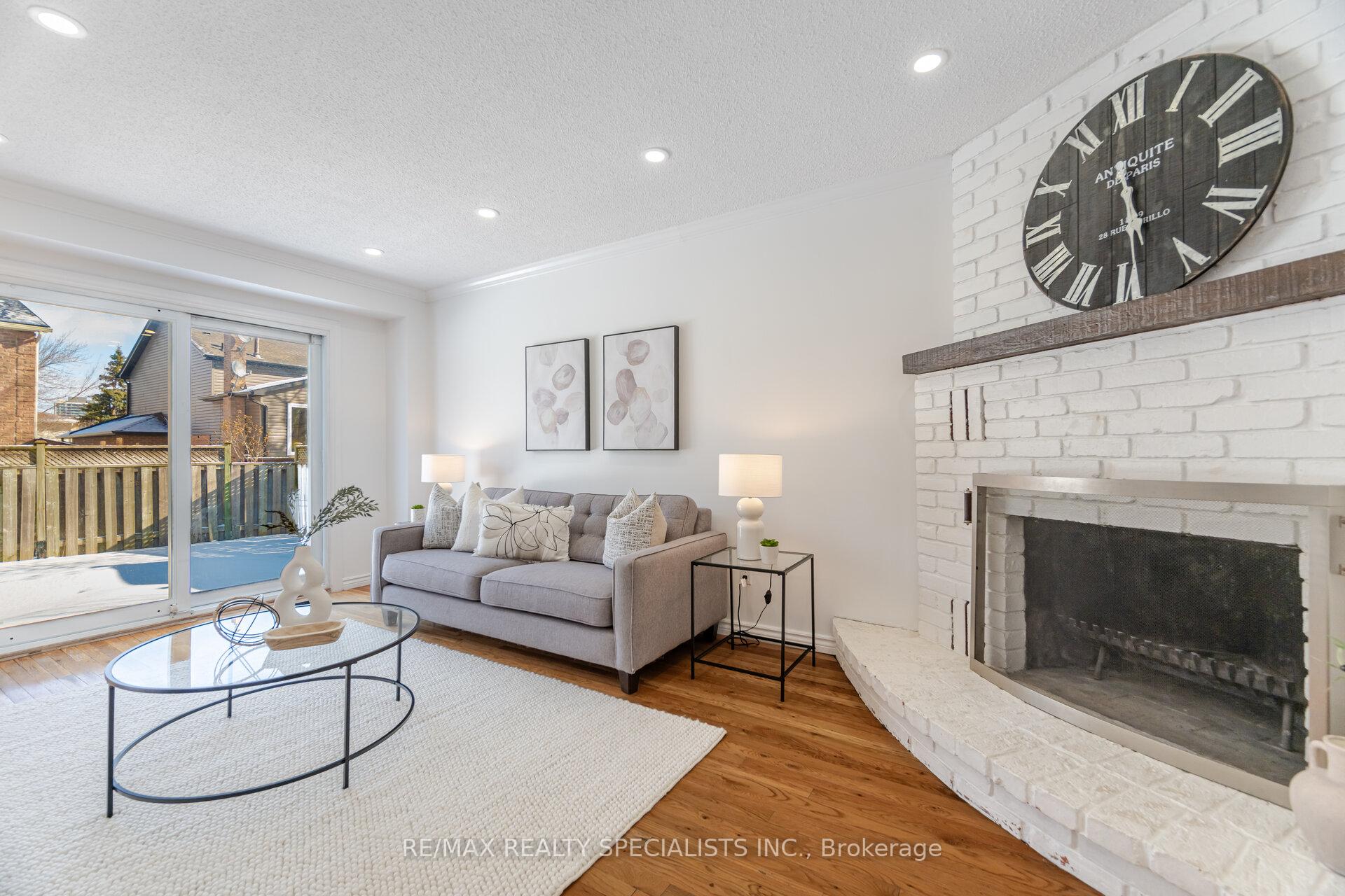 Photo 16 of 563 Farmstead Drive, Milton, Bronte Meadows — HOMEH