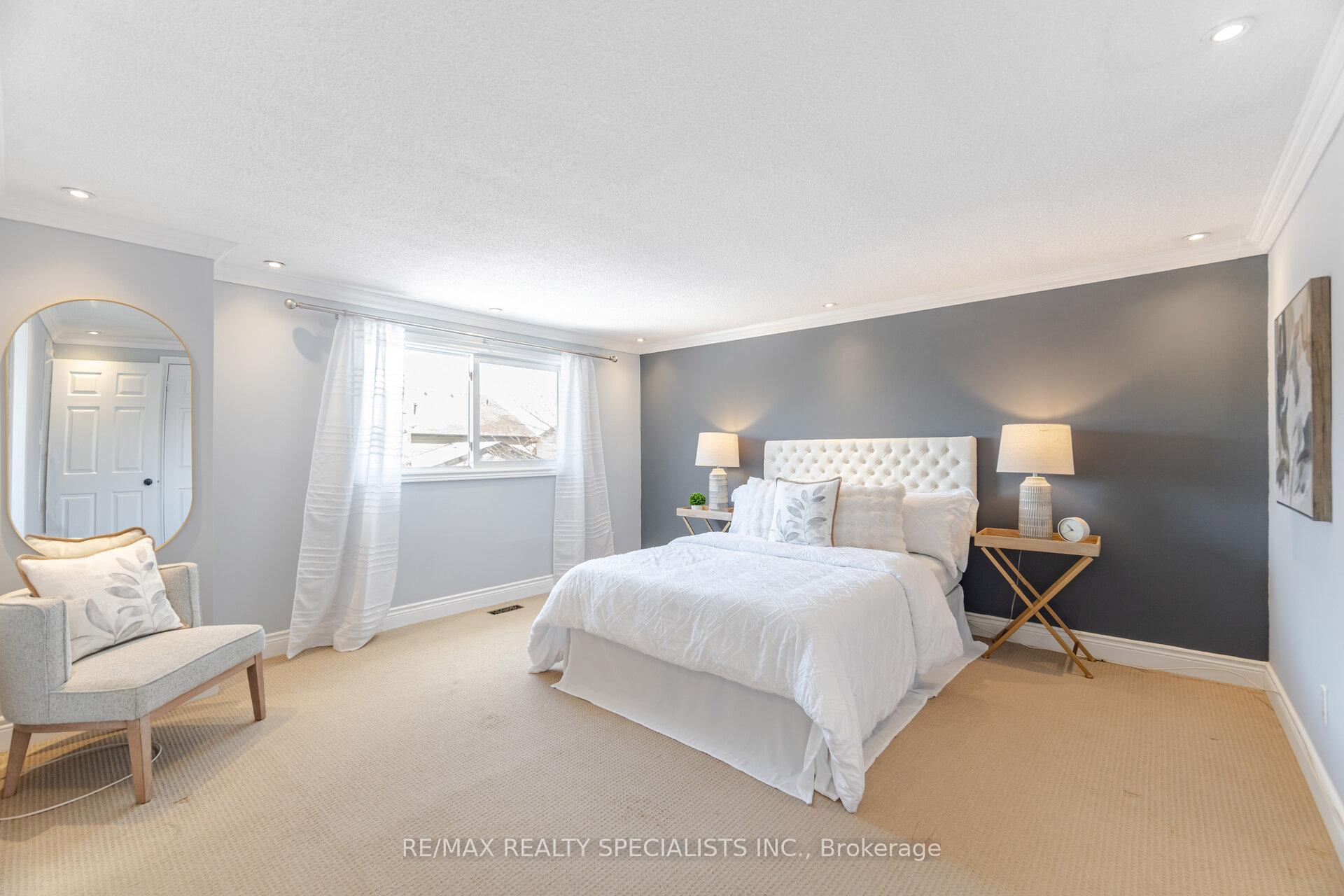 Photo 22 of 563 Farmstead Drive, Milton, Bronte Meadows — HOMEH