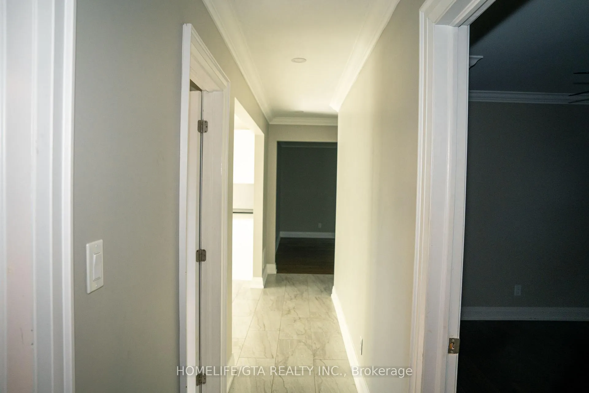 Photo 19 of 445 Rossland Road W, Oshawa, McLaughlin — HOMEH