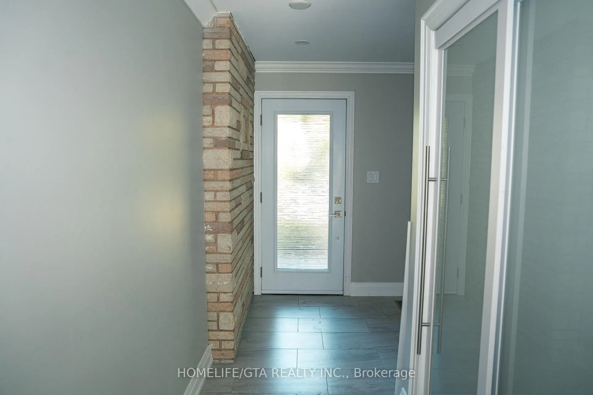 Photo 20 of 445 Rossland Road W, Oshawa, McLaughlin — HOMEH