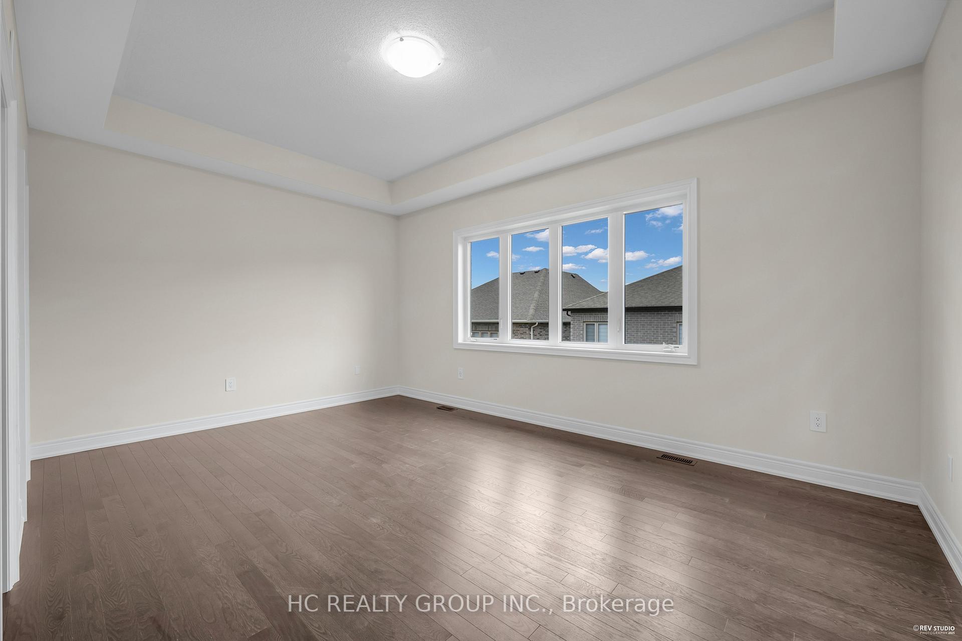 Photo 6 of 2910 Grindstone Crescent, Pickering, Rural Pickering — HOMEH