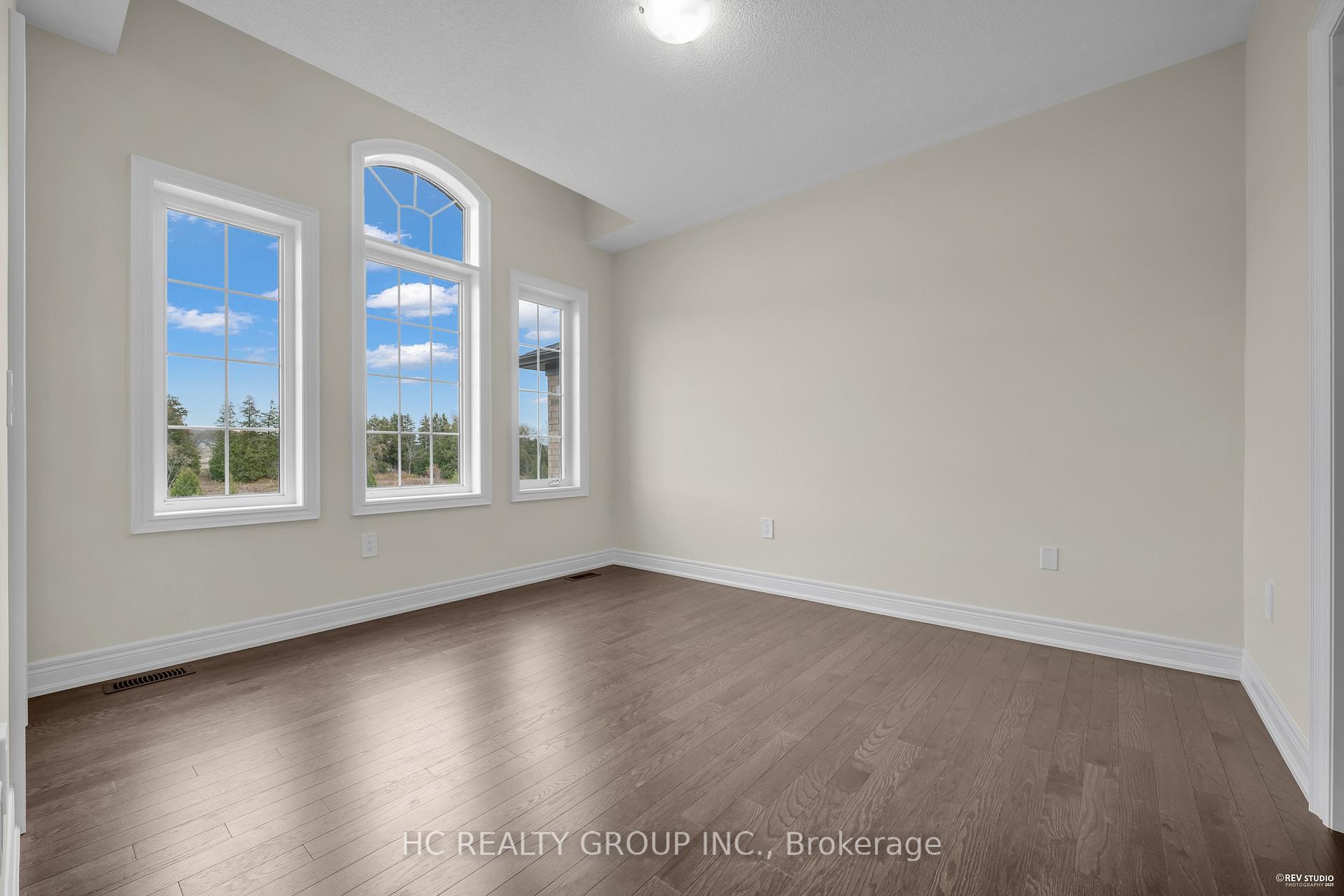 Photo 13 of 2910 Grindstone Crescent, Pickering, Rural Pickering — HOMEH