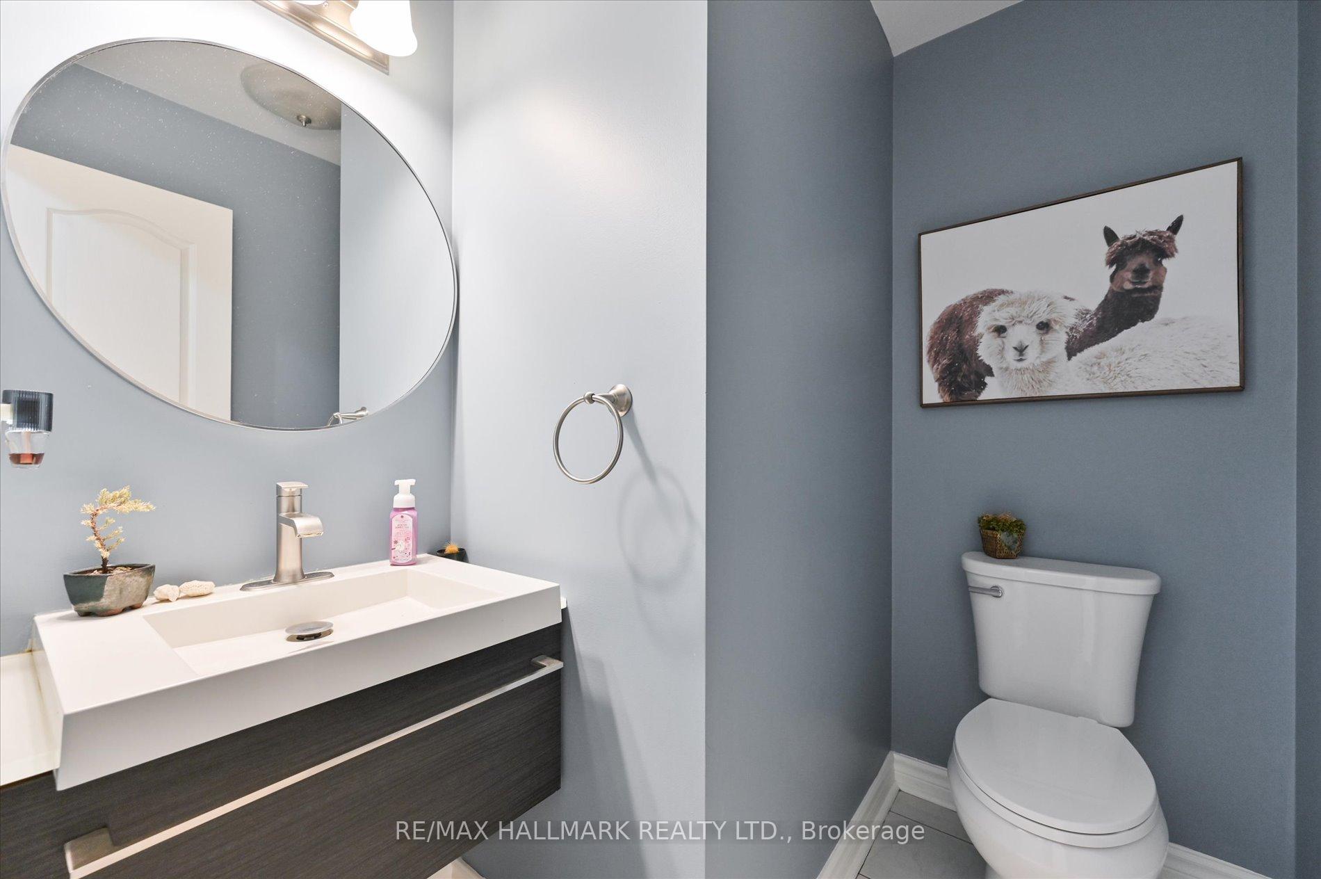Photo 16 of 122 Widdifield Avenue, Newmarket, Armitage — HOMEH